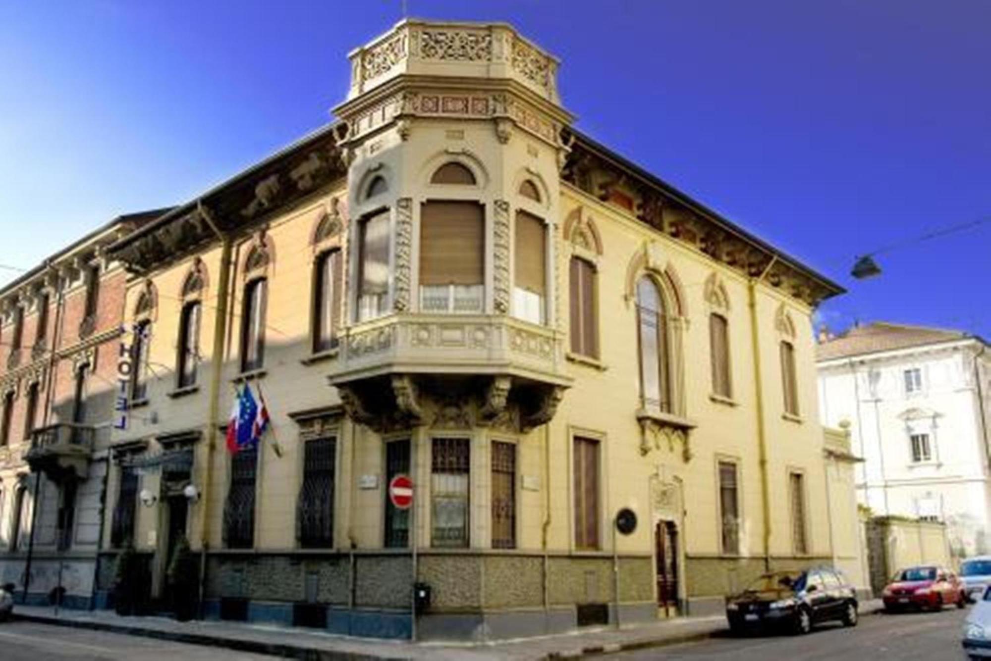 Hotel Principi D'Acaja ตูริน ภายนอก รูปภาพ
