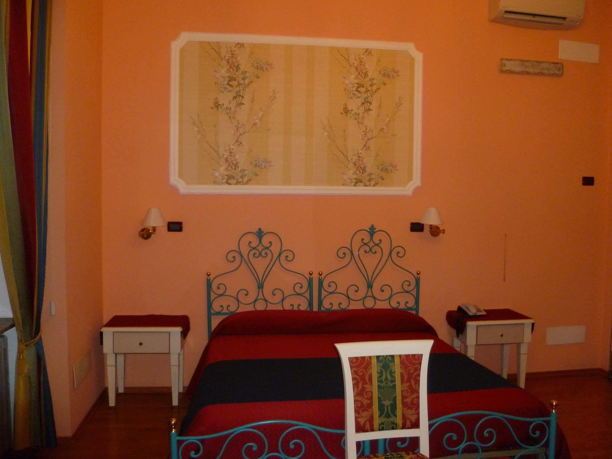Hotel Principi D'Acaja ตูริน ภายนอก รูปภาพ